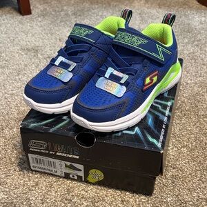 Skechers Kids Navy and Lime Light-Up Sneakers